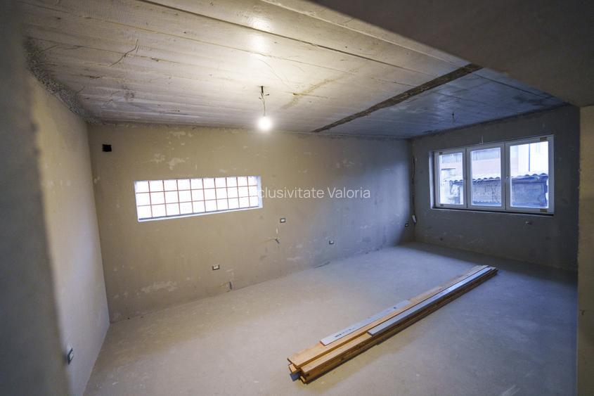 Casa la gri - Romanesti - 9