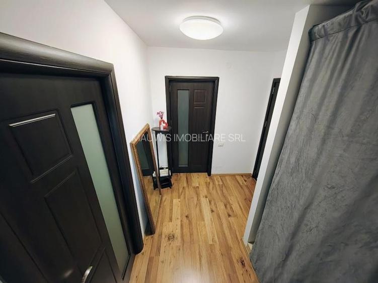 Obor / Colentina/  4 min Metrou / - 6