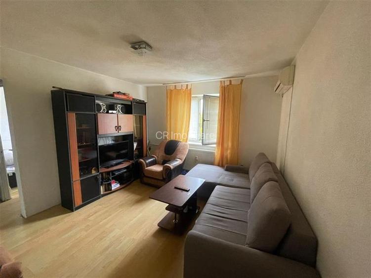 Apartament 3 camere Berceni - 2