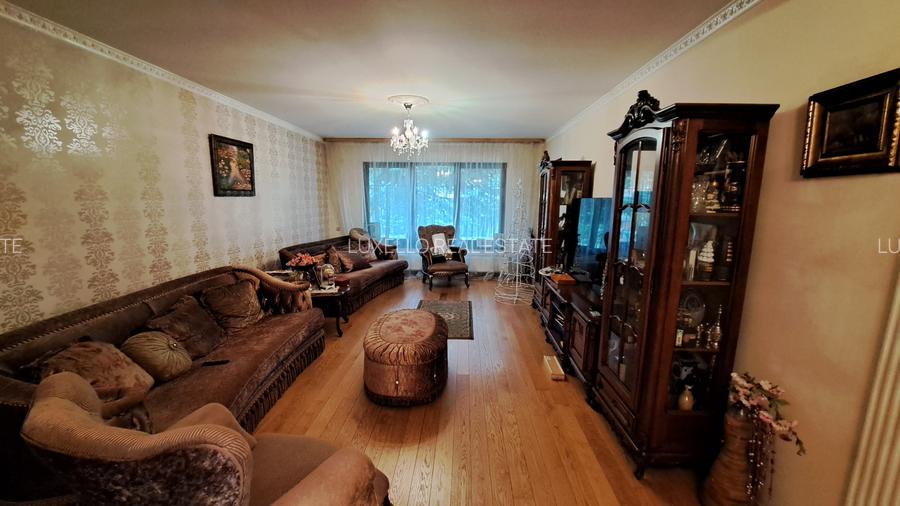 VILA INDIVIDUALA SUPERBA - CU TEREN GENEROS - AMPLASAMENT IDEAL - 19