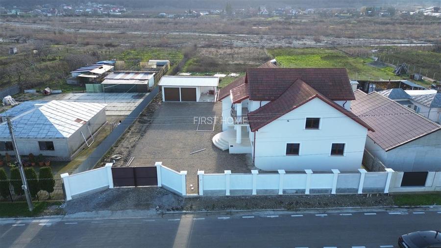 Vila deosebita Parter + Mansarda de vanzare in Odobesti - 6