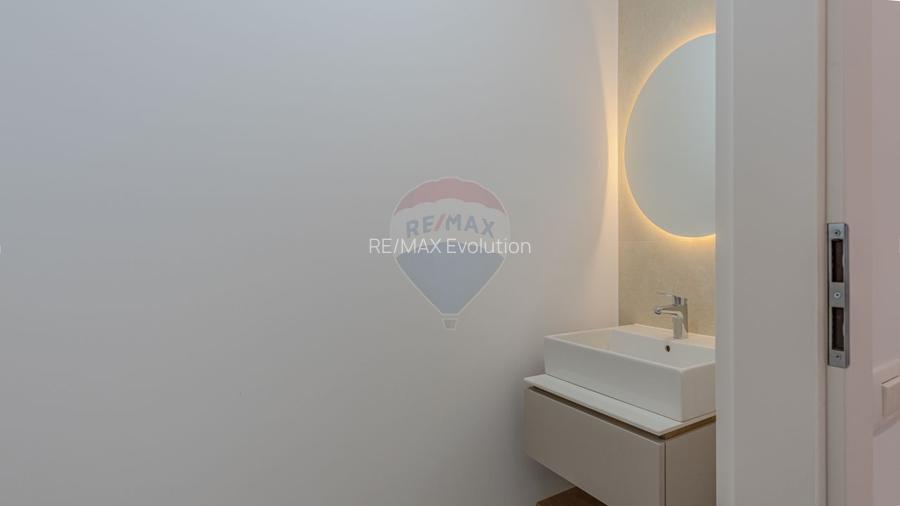 Clinica medicala-9 cabinete- URBAN PLAZA - bloc 15 parter! - 23