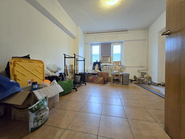 Metrou Piata Unirii -Bulevardul Coposu, 5 camere, 117 mp, bloc 1990 - 8