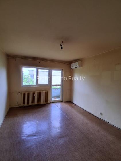 3 Camere Brancoveanu – Aleea Calinesti - Parcare - 2
