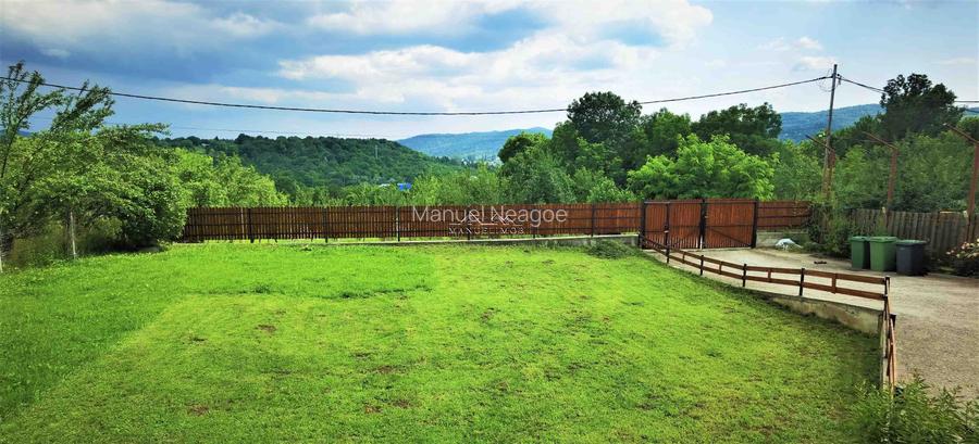 Manuel recomanda : Vila superba in Cornu de Jos 295mp , teren 1360mp - 16