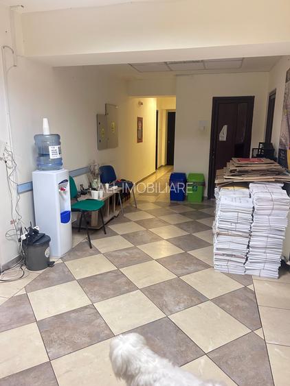 250 mp Birouri de inchiriat - 9