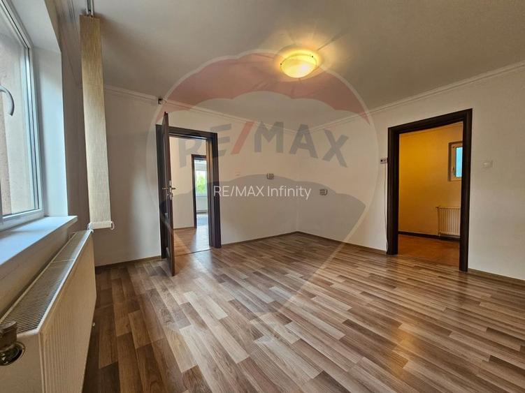 Casă / Vilă cu 4 camere de închiriat în zona Andrei Muresanu - 6