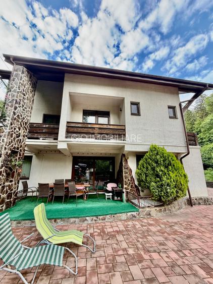 Casa de vacanta sau pensiune | Batca Doamnei | Teren in natura - 13