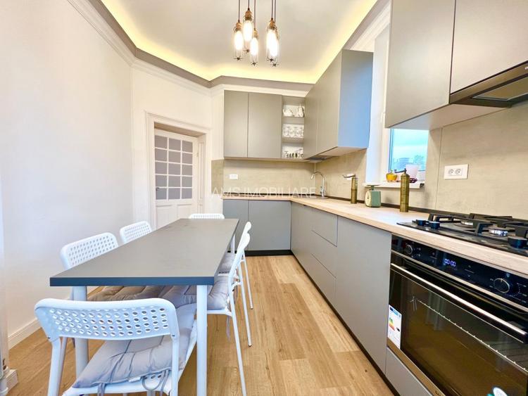 SPATIU DEOSEBIT VILA / PARTIAL MOBILAT SI UTILAT  - 25