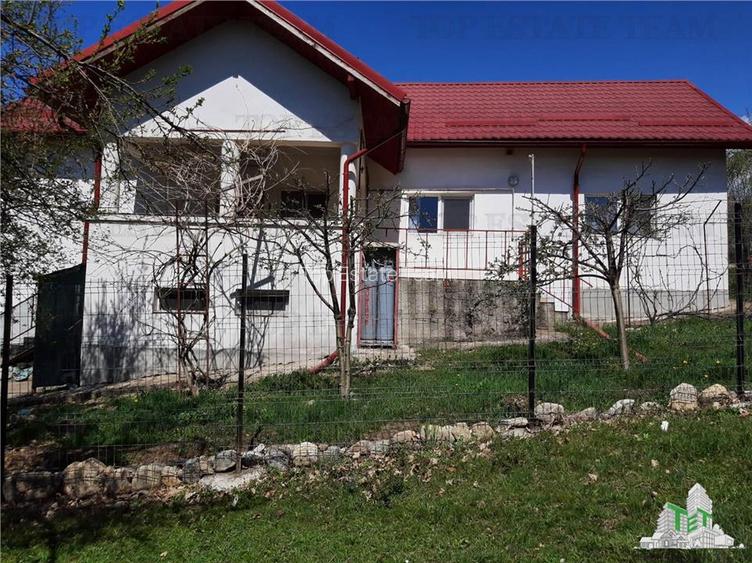 Vila cocheta de vanzare intr-o zona de basm langa Horezu in Bogdanesti (Tomsani) - 15