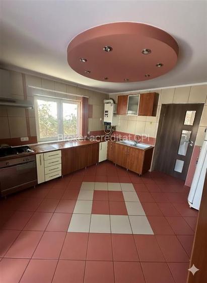 Vila individuala 6 camere, teren 2500 mp - 4