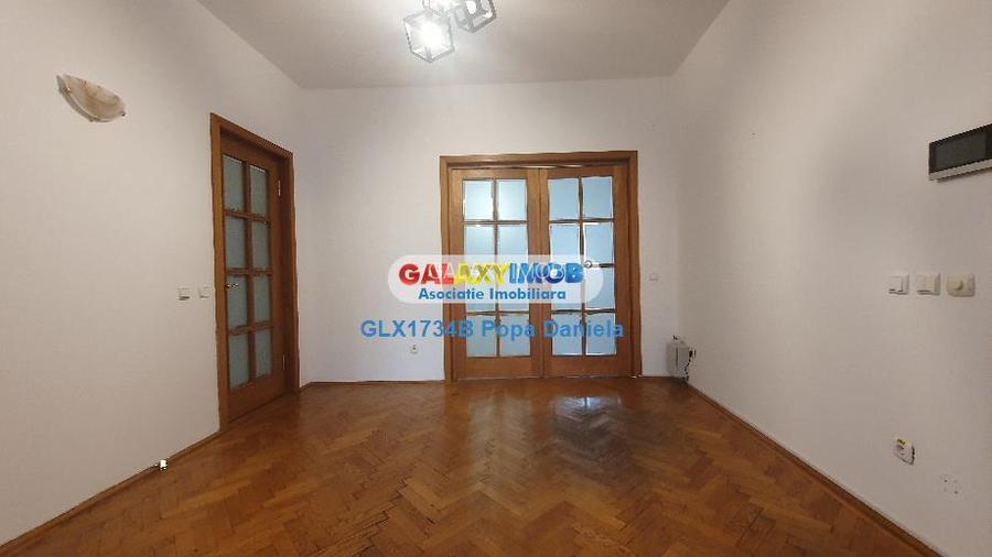 Vanzare apartament 3 camere -  Victoriei Str. Occidentului - 8