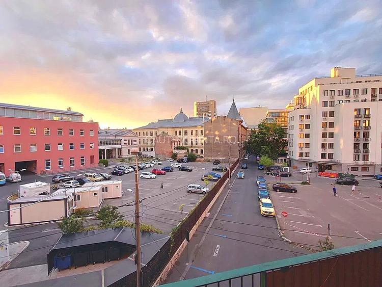 Apartament elegant cu 3 camere | Piața Universității | Vedere superbă - 8