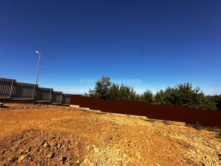 Teren intravilan, 600mp,  BONUS: casuta metalica - 10