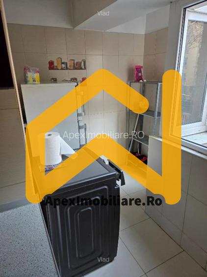 Universitate | Garsoniera Decomandata | Balcon | bloc 1980 | metrou 2m - 9