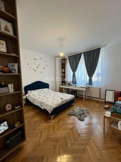 Vila renovata complet in zona Unirii - 4