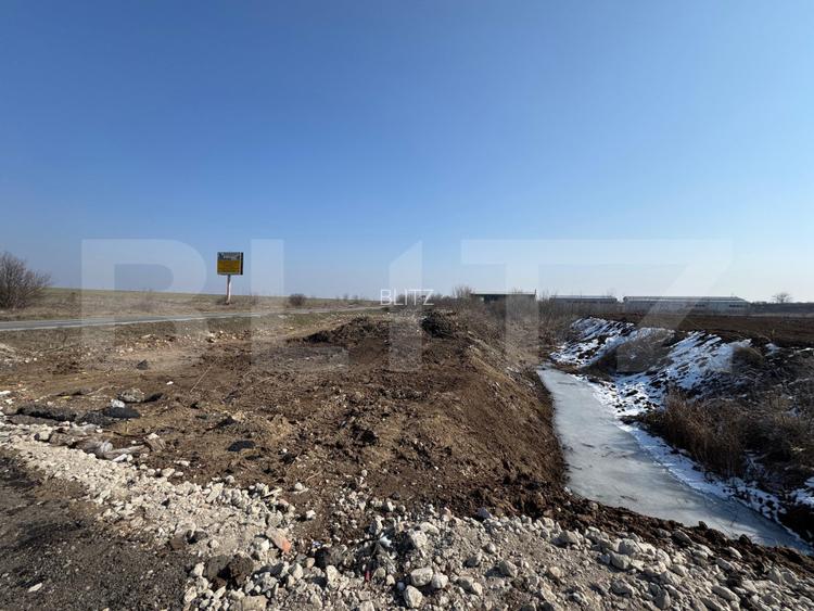 Teren 10.000 mp cu deschidere 55 ml la DE, zona Peugeot - 4