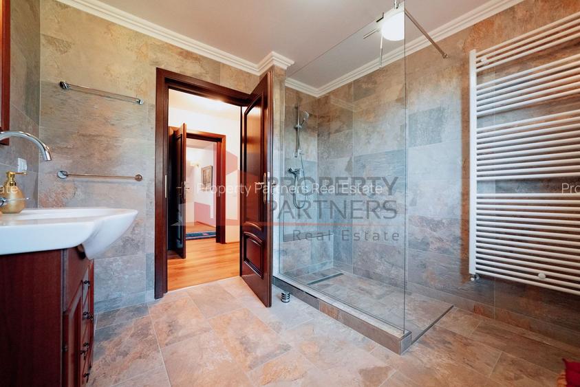 Proprietate de lux în Ghimbav, la doar 10 minute de Brașov - 34