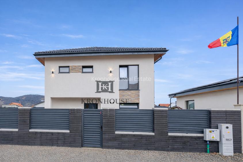 CASA NOUA PREMIUM IN HARMAN – CURTE AMENAJATA, PREGATITA PENTRU EV - 19