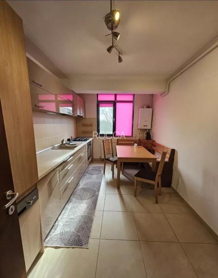 Apartament de 2 camere decomandat – 1 Decembrie, etaj 3/5, 3 min metrou - 3