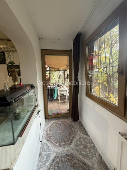 Apartament, 3 camere, decomandat, 95 mp, parter - Girocului - 10