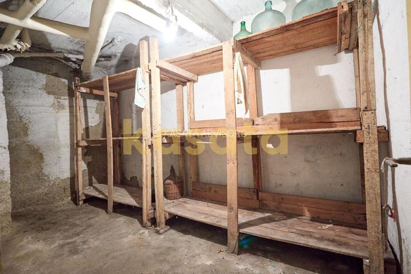 CASĂ CLASICĂ DE VANZARE CU POTENȚIAL PREMIUM ÎN ZONA 1 MAI - 30