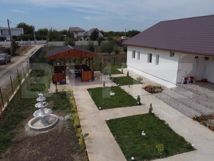 Casa, 160 mp, teren 779 mp, zona Crevedia - 3