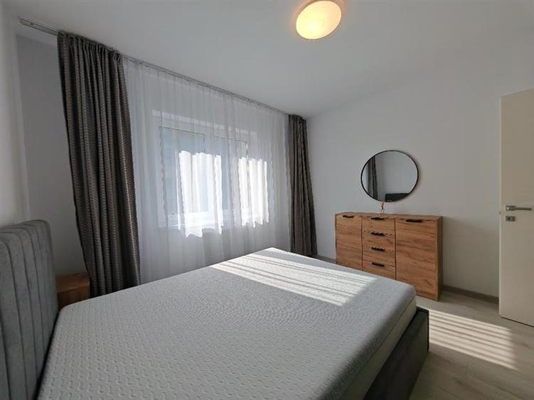 Inchiriem Apartament 2 Camere, Modern, Decomandat, Tractorul