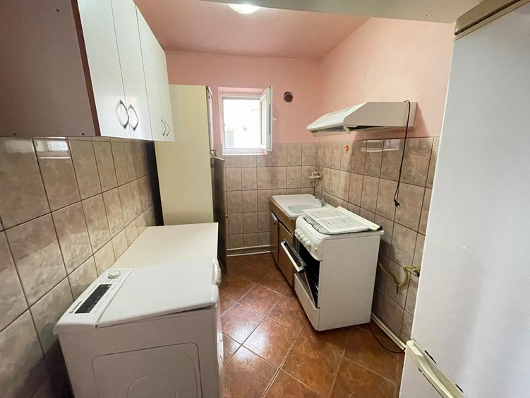 Apartament 2 camere-Podu Ros-fara risc-etaj 2