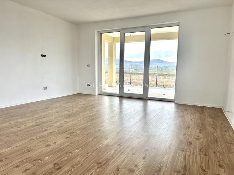 Casa Noua pe un nivel cu 4 camere cu terasa si toate utilitatile - 20
