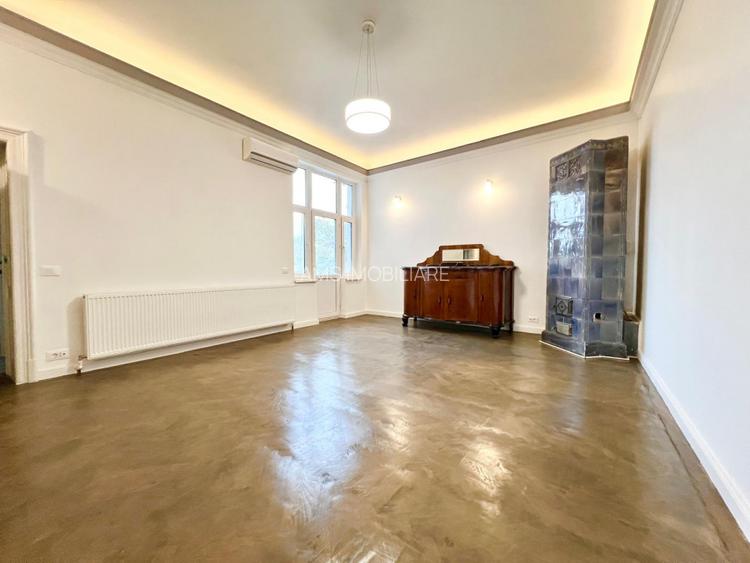 SPATIU DEOSEBIT VILA / PARTIAL MOBILAT SI UTILAT  - 13