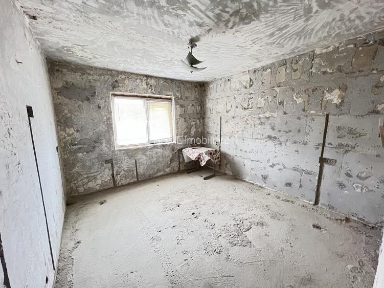 Apartament 3 camere decomandate, de vanzare - 2