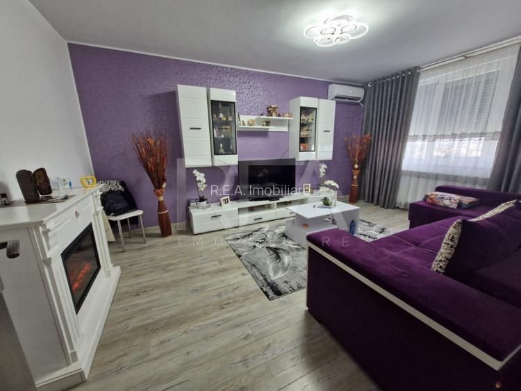 Apartament cu 3 camere foarte aproape de statia de metrou 1 Decembrie 1918 - 3