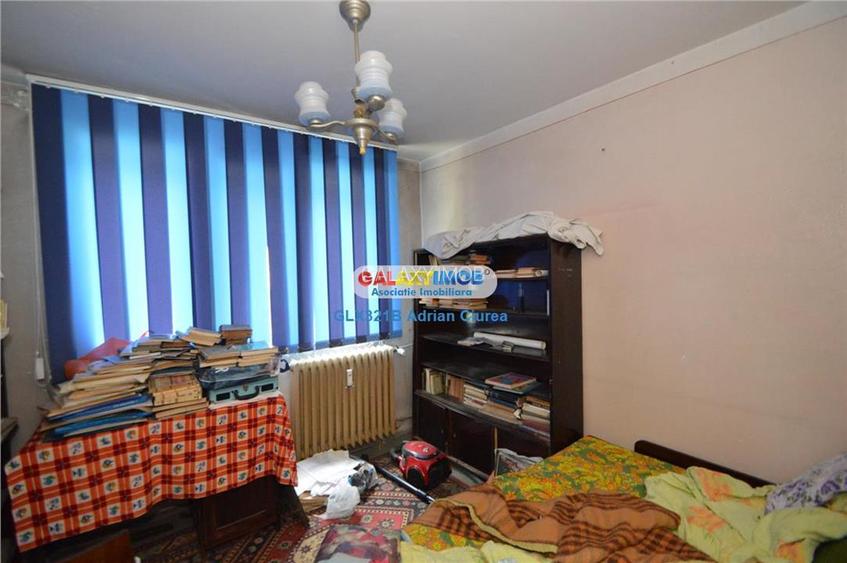 Rahova |Alexandriei | Antiaeriana | Scoala Nr. 131 | balcon - 10