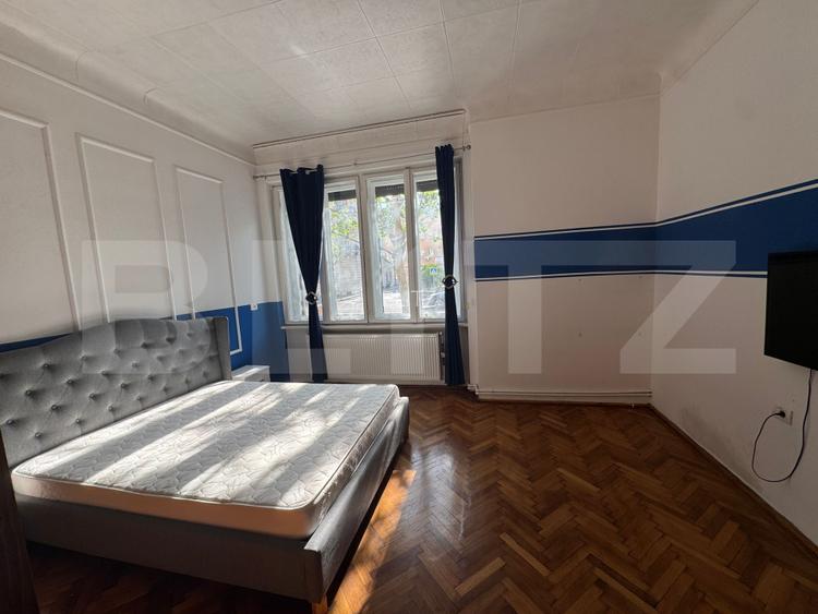Doua partamente cu potențial de unificare, curte interioară si garaj, str Horea - 2