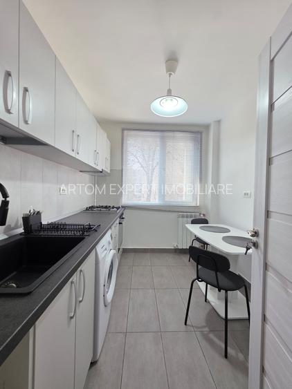 Titan/Intrarea Badeni/5minute metrou - 8