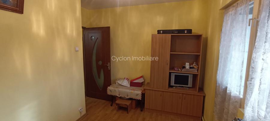Apartament spațios cu 4 camere – 90 mp  Str. Mărgeanului, aproape de 13 Sept - 7