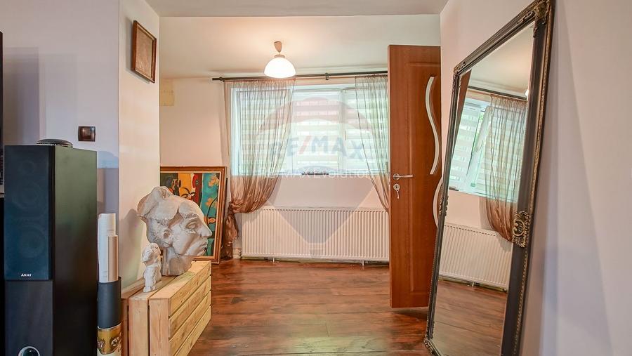 TRAIESTE LA POALELE PADURII!CASA 3 CAMERE APROAPE DE PTR. LUI SOLOMON - 27