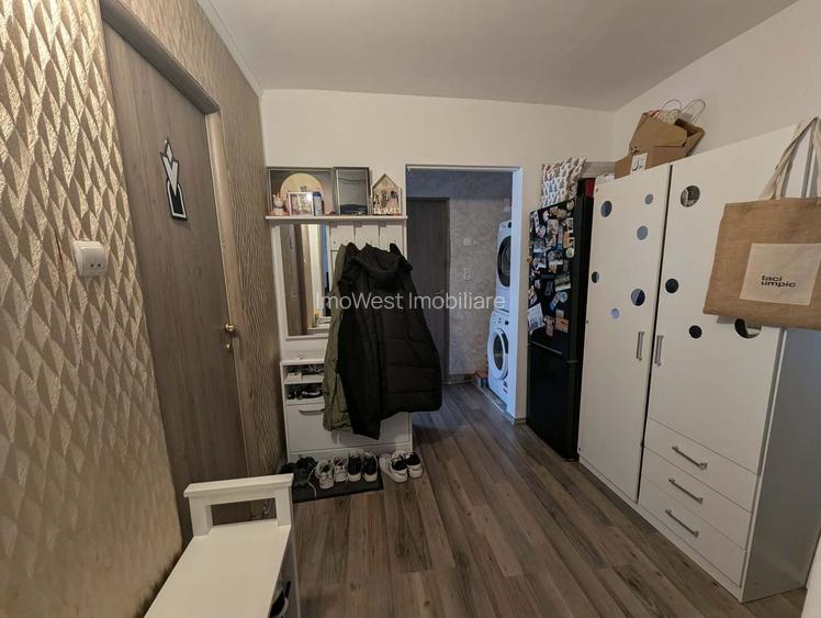 Lipovei | 3 Camere  | Etaj Intermediar | Centrala proprie. - 8