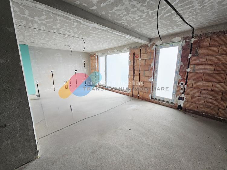 Apartament 4 camere, 90,74mp, zona Campina - 2