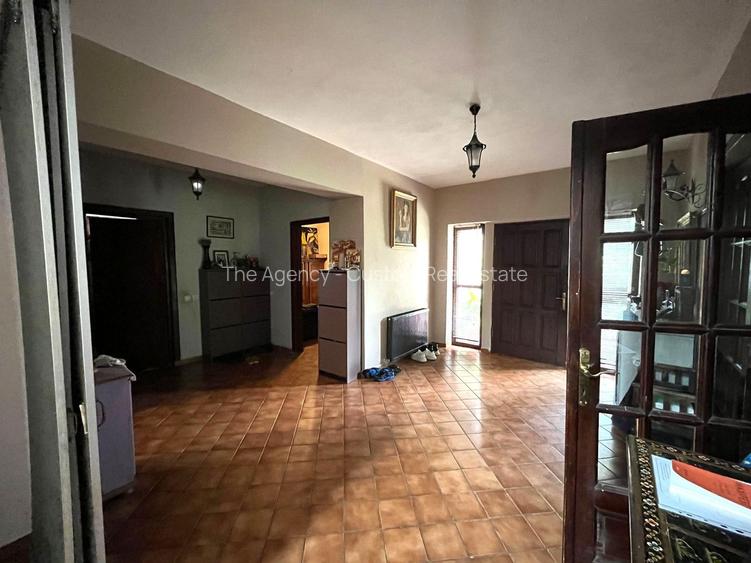 Vila cu piscina -7 camere - Ghermănești - 8