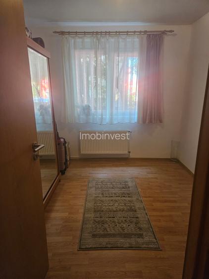 Vand apartament cu 3 camere,7 Noiembrie,parter din 4,balcon,mobilat si utilat. - 7