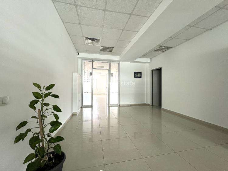 Spatiu de birouri / Cladire noua/ paza - 2