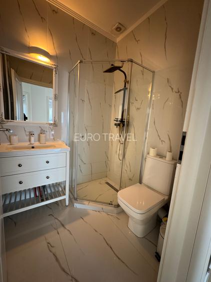 Superb!  4 camere cu vedere la mare, mobilat si utilat, confort lux - 21