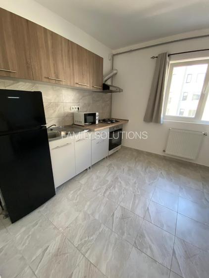DE INCHIRIAT! Apartament 2 camere decomandat 60 mp , Sector 4 - 28