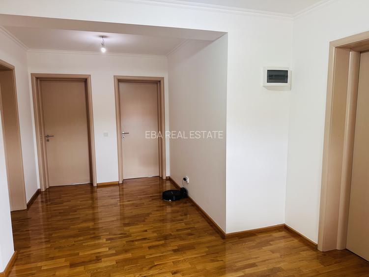 Vila exclusivista 388 mp construiti, 570 mp teren , piscina acoperita Rosu - 20