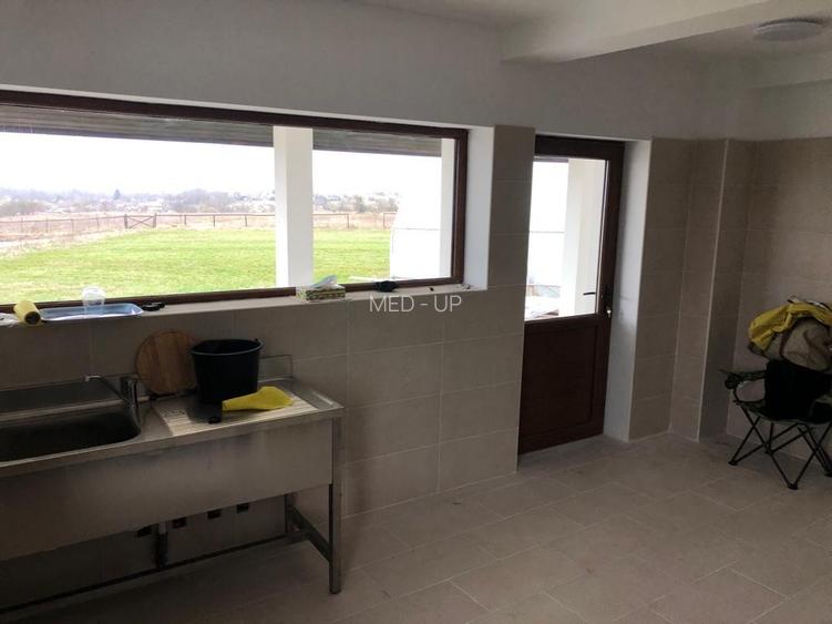 Judetul Valcea  com. Zatreni teren in suprafata 33 ha - 8