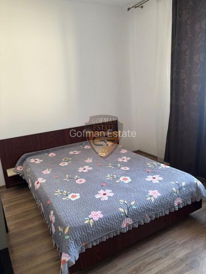 Vilă în Năvodari, 7 camere, 2 livinguri, 5 dormitoare, 2 bai, parcare, gaze, A/C - 9