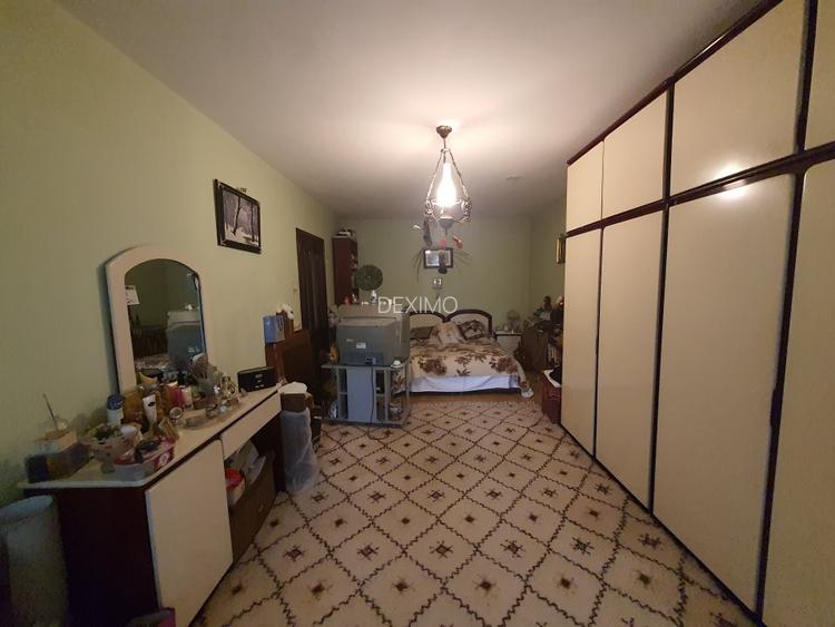 EXCLUSIV ULTRACENTRAL VILA 6 CAMERE-DEOSEBITA-POZITIE EXCELENTA - 6