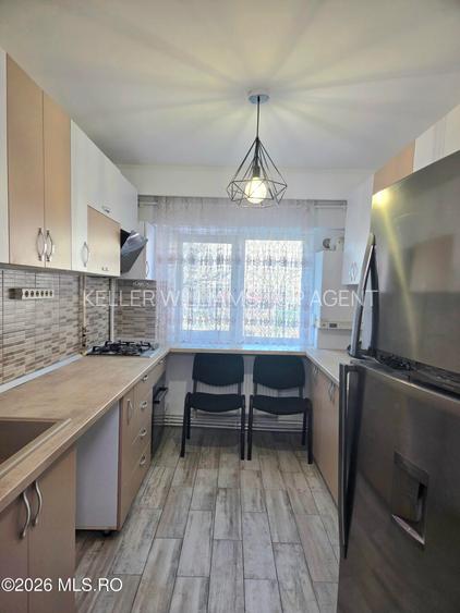 Apartament 3 camere de inchiriat - Tomis 3, Constanta - 11